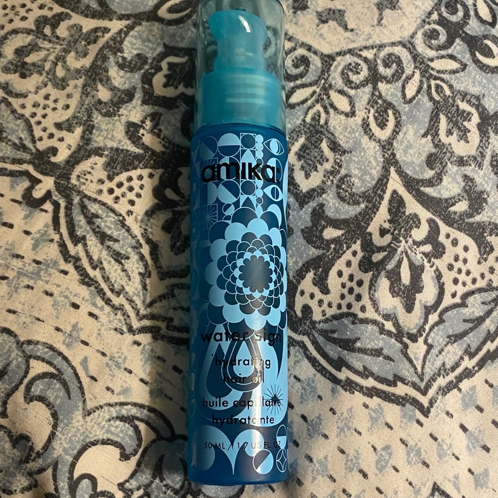 Amika Water Sign Hydrating Oil in Blue